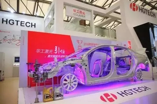 白車(chē)身頂蓋激光焊接自動(dòng)化產(chǎn)線(xiàn)